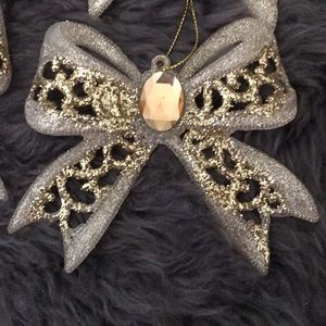 set of 4 silver & gold cute bow ornaments🌲✨